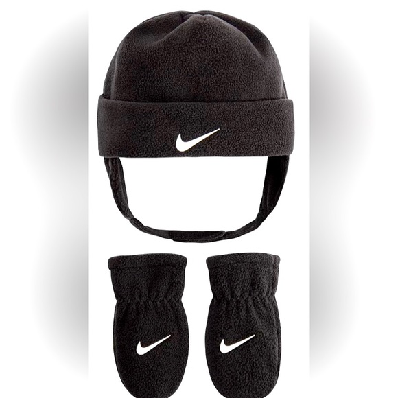 Cute Toddler Nike Swoosh Fleece Cap & Mittens Set Size Toddler - Picture 1 of 1